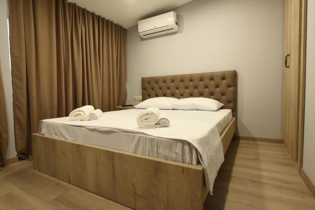 Family Hotel Avlabar Tiflis Exterior foto