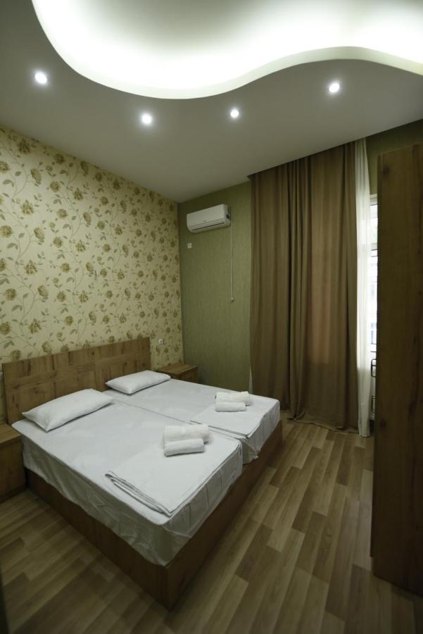 Family Hotel Avlabar Tiflis Exterior foto